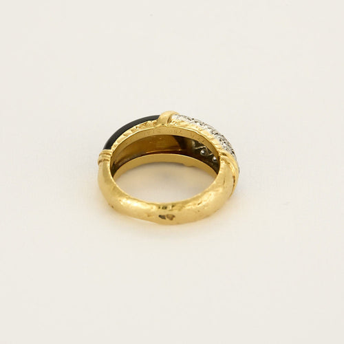 VAN CLEEF & ARPELS - Bague en or jaune, platine , onyx et diamants.