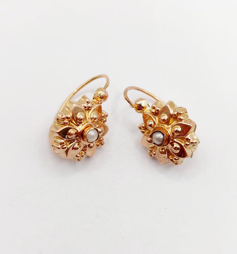 Boucles d'oreilles Dormeuses antique or rose 18k et perle (circa 1900) 58 Facettes A05899