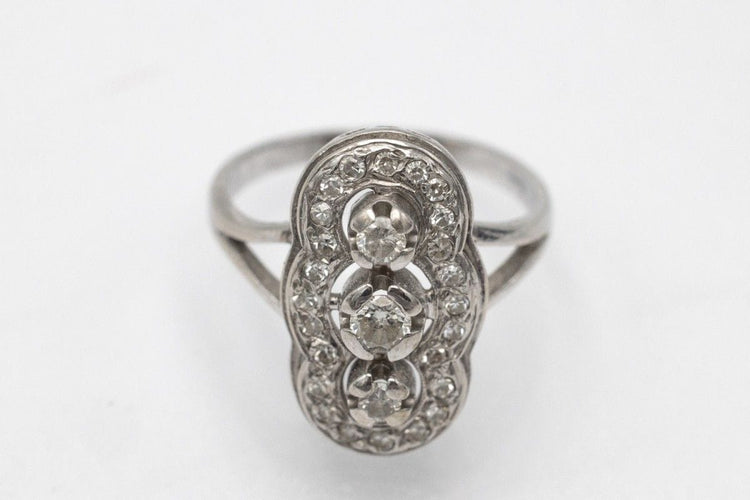 Bague 61 Bague en or blanc de style Art déco avec diamants 58 Facettes 10663