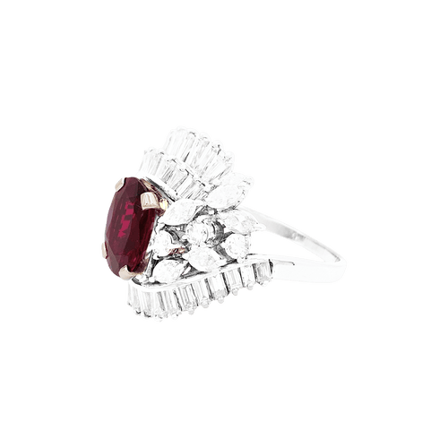 Bague 56 Bague jupe rubis, diamants, platine. 58 Facettes 34673