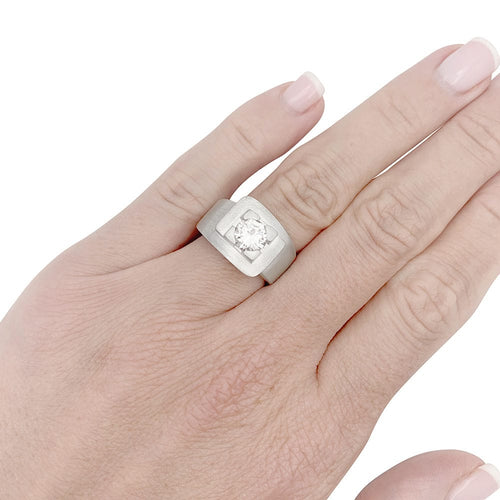 Bague 52 Bague moderniste en or blanc, diamant. 58 Facettes 33844