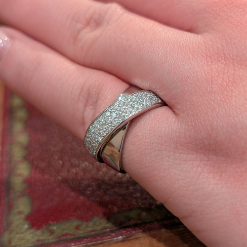 Bague 52 Bague en or blanc et diamants 58 Facettes 31893