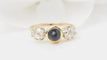 Bague 51 Bague or jaune, cabochon saphir, diamants 58 Facettes 32794