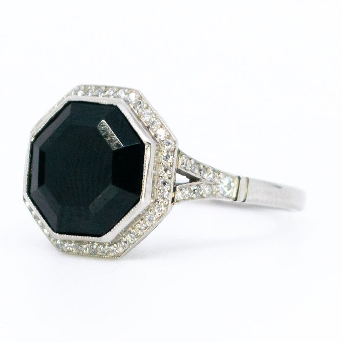 Bague 55 Bague en platine avec diamants et onyx 58 Facettes 596F005ED5EF462EB891EDCDB38AD8FA