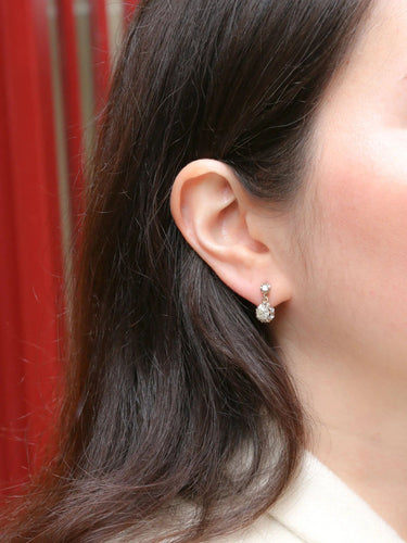 Boucles d'oreilles Dormeuses or diamants coussin taille ancienne 1,5 ct 58 Facettes J273