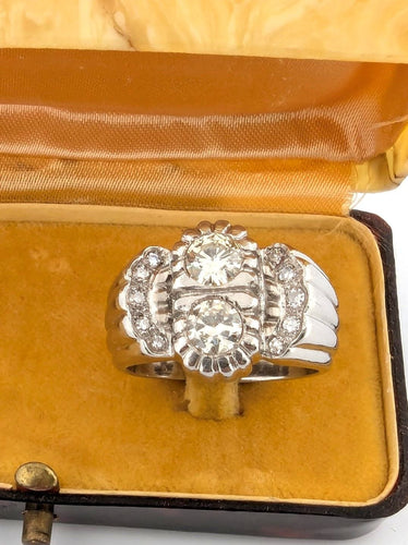 Bague 60 Bague en platine massif avec diamants centraux et diamants latéraux 58 Facettes