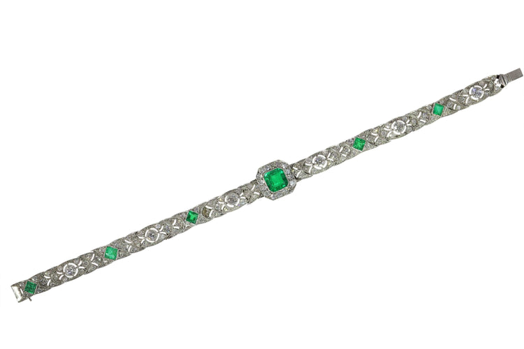 Luxe Vintage : Bracelet Art Déco en platine exquis des années 1920 serti de diamants et d'émeraudes