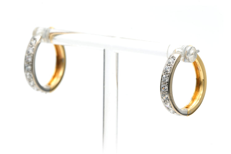 Boucles d'oreilles contemporaines serties de diamants en or jaune et blanc 18k