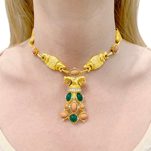 Boucles d'oreilles Demi-parure "Lions" transformable, or jaune, diamants, corail, chrysoprase. 58 Facettes 35286