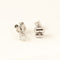 Boucles d'oreilles dormeuses en or blanc avec diamants taille brillant