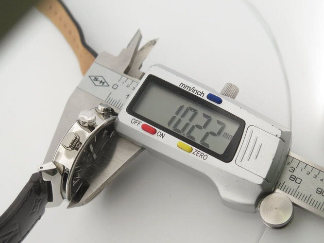 Montre montre LOUIS VUITTON tambour moon star q8d11 quartz 38 mm chrono en acier 58 Facettes 267088