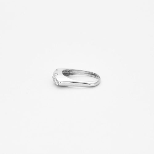 Bague 55 Bague en or blanc et diamants 58 Facettes 2527