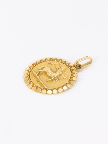 Pendentif PERROUD Pendentif vintage signe du zodiaque Sagittaire or jaune 58 Facettes 1101.3