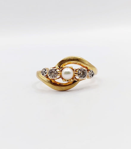 Bague 50.5 Bague or jaune, perle et diamants taille rose (circa 1900) 58 Facettes A06052