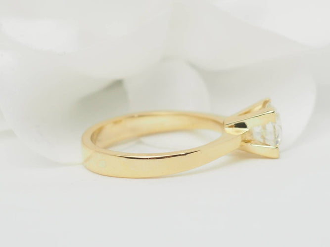 Bague 55 Bague solitaire en or jaune et diamant 1.40ct 58 Facettes 31380/31535