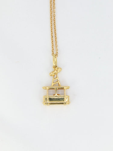 Pendentif Pendentif vintage téléphérique en or jaune 58 Facettes 391.14