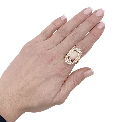 Bague 53 Bague, or jaune, corail et diamants 58 Facettes 34034