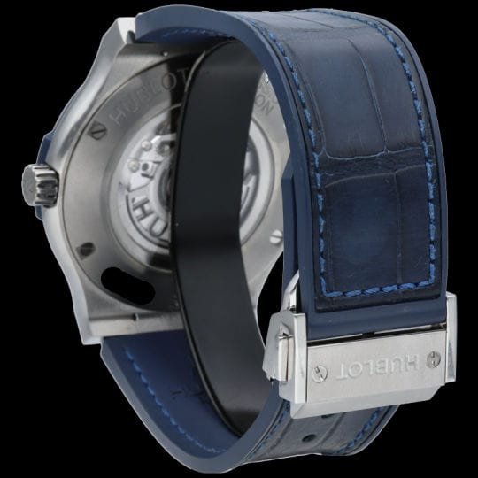 Montre Hublot Montre Classic Fusion Titanium Blue 58 Facettes MT40822