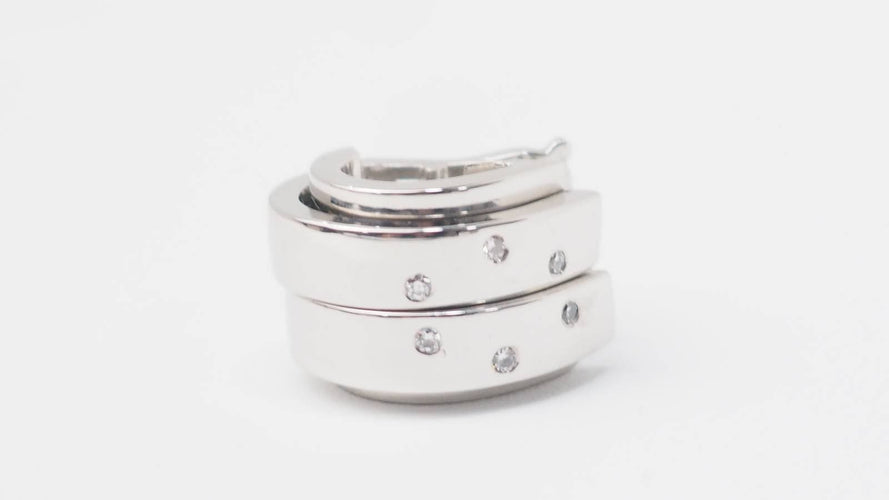 Boucles d'oreilles Boucles d'oreilles Piaget Possession en or blanc et diamants 58 Facettes 32841