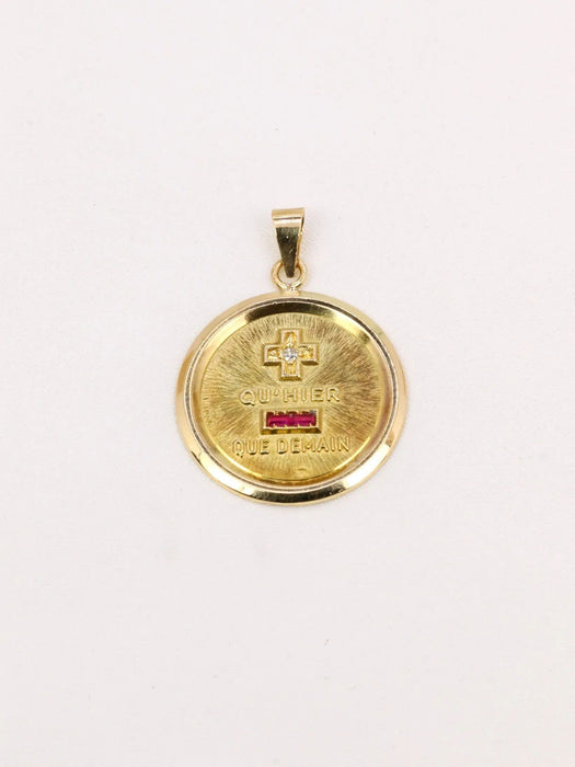 Pendentif AUGIS - Médaille amour ronde or jaune diamant rubis 58 Facettes J517