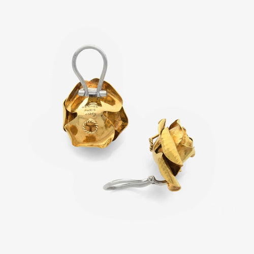 Boucles d'oreilles HERMES - Boucles d'oreilles clips vintage en or jaune Pétale de Rose par Georges LENFANT, vers 1970 58 Facettes 22703