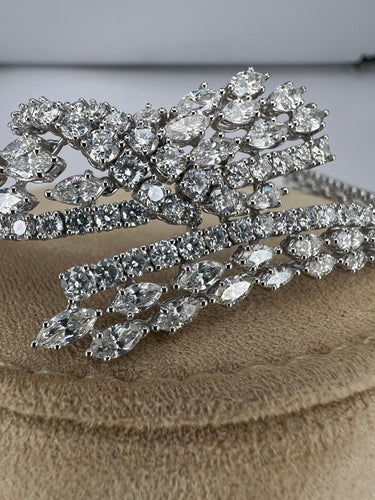 Collier Ensemble collier et bracelet en or blanc et diamants haut de gamme 58 Facettes N-136