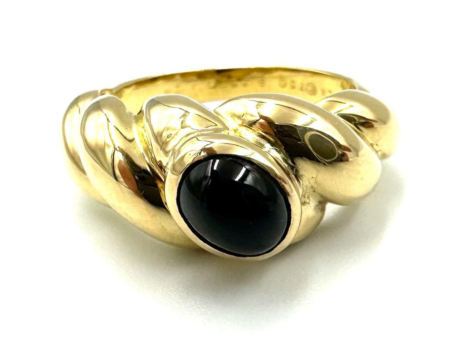 Bague VAN CLEEF & ARPELS. Bague vintage or jaune 18K et onyx 58 Facettes