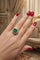 Bague Bague en or jaune ornée d'une grande émeraude naturelle et de diamants 58 Facettes 50418