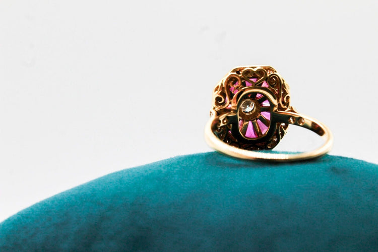 Bague 54 Bague or jaune, rubis et diamants 58 Facettes 240344