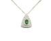 Collier Collier en or blanc avec émeraude de 0,40 ct et diamants 58 Facettes 10178