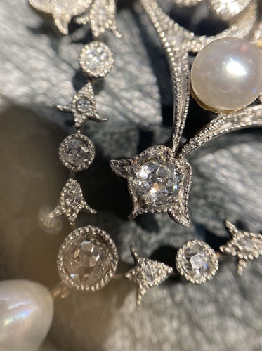 Pendentif Pendentif Belle Époque en or jaune 18k et platine, diamants, perles, saphir rose 58 Facettes