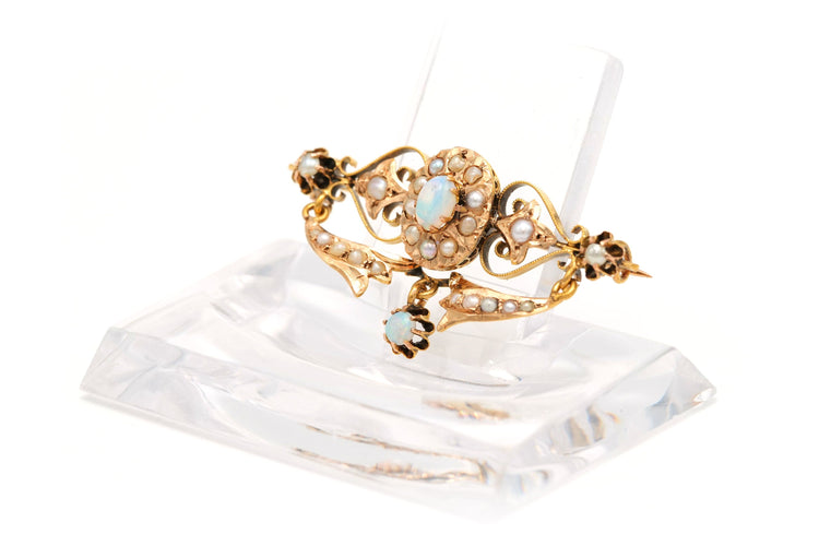 Broche Broche Art Nouveau en or jaune sertie d'opales et de perles 58 Facettes B604
