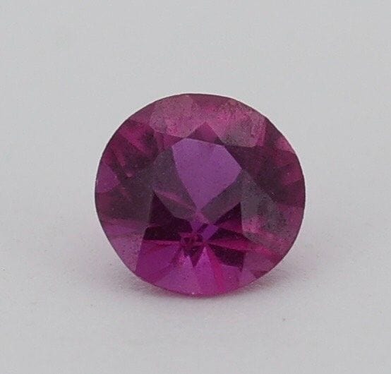 Gemstone Rubis 0.35cts non chauffé non traité SANG DE PIGEON venant de Birmanie 58 Facettes 439