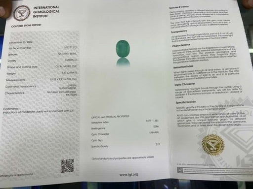 Gemstone Emeraude 7,47cts non traité certificat IGI 58 Facettes 517