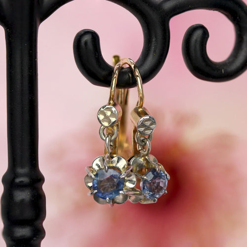 Boucles d'oreilles Boucles d'oreilles saphirs anciennes en dormeuse 58 Facettes 21-374