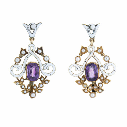 Boucles d'oreilles Boucles d'oreilles anciennes de style édouardien en or jaune, améthyste et émail blanc 58 Facettes G14208