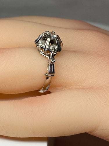 Bague 51 Bague solitaire en Or gris, et Diamants 58 Facettes AB72bis