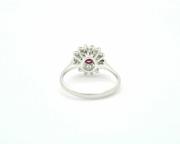 Bague Bague en or blanc avec rubis du Mozambique de 1,12 ct et diamants 58 Facettes 10477