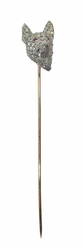 Montre Le meilleur ami du gentleman : épingle à cravate antique en forme de tête de chien sertie de diamants et de rubis 58 Facettes 22112-0167