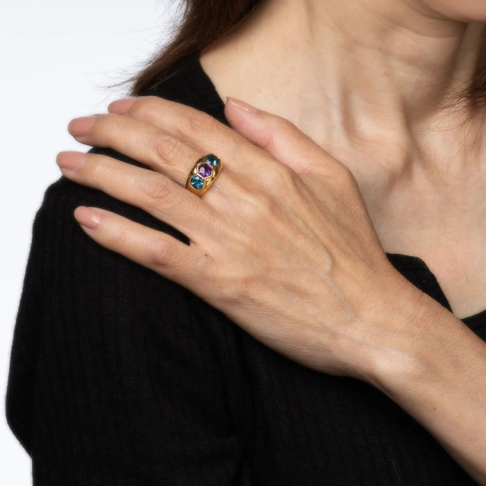 Bague vintage en or jaune avec améthyste et topaze bleue