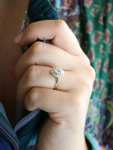 Bague 53 Bague marguerite or jaune diamant 0,8 carat 58 Facettes 1174.8