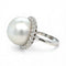 Bague 54 Bague rétro en or blanc avec perle des mers du Sud et diamant 58 Facettes