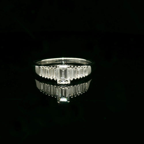 Bague Baguette diamond ring 58 Facettes