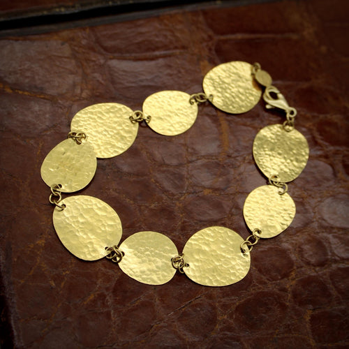 24K Gold Gurhan Lush Collection Hand-Hammered Disc Bracelet 58 Facettes A2006P