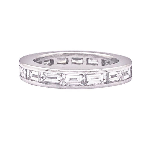 Bague 48 Alliance or blanc, diamants baguette. 58 Facettes 33929