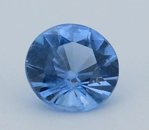Gemstone Saphir bleu 1.00cts non chauffé certificat CGL 58 Facettes 446