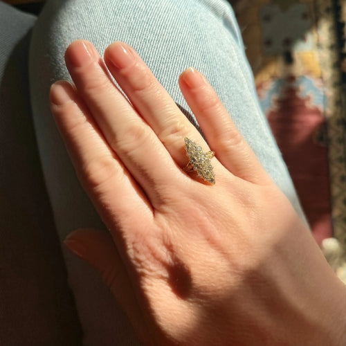 Bague 54 Bague Marquise en Or jaune et Diamants 58 Facettes REF24016-180