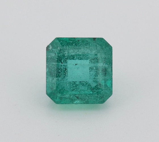 Gemstone Emeraude non huilé 1.39cts certificat GFCO 58 Facettes 472