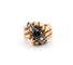 Bague 56 Bague vintage en or jaune massif 18 carats avec un saphir central et des diamants environnants 58 Facettes