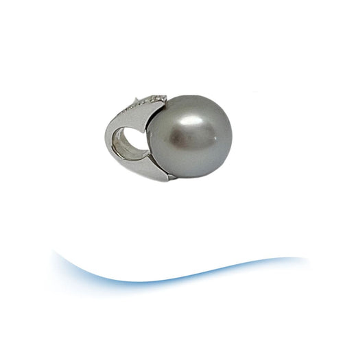 Collier Collier cable Oméga Perle de Tahiti et Diamants - Réversible Or jaune ou Or blanc 18 K 58 Facettes AA 1698